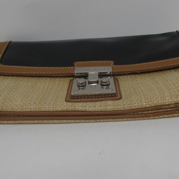 Nine West Straw Design and Black Patent Leather Clutch Purse - Picture 3 of 12